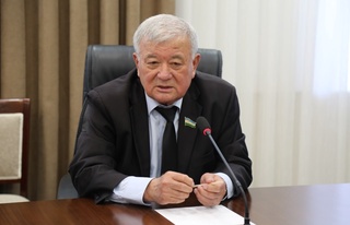 Сенатор внес свои предложения в Конституцию