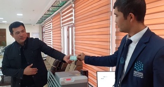 Навоийда ҳам пластик шаклдаги кадастр паспорти берила бошланди