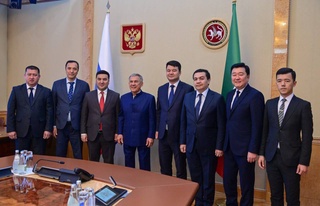 Татарстанда  халқымыздың көркем өнери ҳәм  мәденияты кең түрде таныстырылды