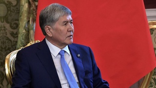 Қирғизистоннинг собиқ президенти Алмазбек Атамбаев қамоқдан озод этилди