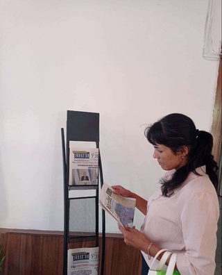 Odamlar gazeta oʻqiyotganiga oʻzim guvoh boʻldim