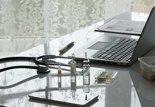 Mirror: Сохраняющийся три недели кашель может быть симптомом рака