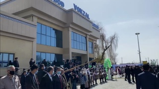 Хонободда темир йўл станцияси ишга тушди 