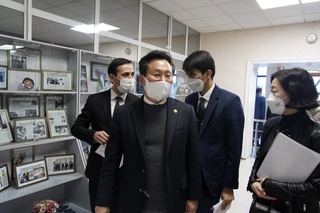 Ўзбекистон-Корея: Архив соҳасида ўзаро алоқалар янада яхшиланади