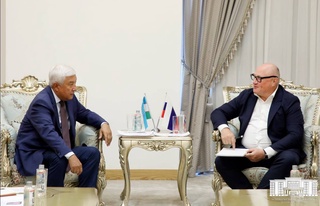 Ташкент қаласы әкімдігінде Санкт-Петербург делегациясымен кездесу өтті