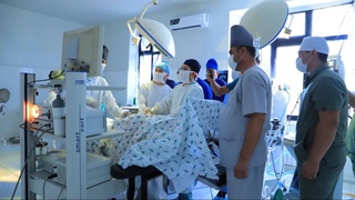 В Хатырчинском районе Навоийской области успешно провели операцию по пересадке почки