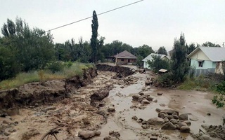 Узгидромет предупреждает: в четырех регионах Узбекистана возможны сели и паводки
