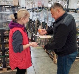 Ўзбекистон мевалари Курган, Челябинск ва Уфа шаҳарларида сотила бошлайди