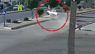 Тошкентда катта тезликда келаётган “Nexia” йўловчини уриб юборди