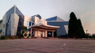 Бош ҳисобчи 4 миллиард сўм ўзлаштириб, интернет тармоғи орқали қимор ўйинларига тикиб юборган