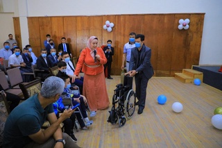 “Biz birgamiz...”