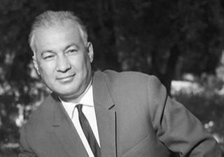 Шарафли умр