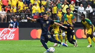 Эквадор громит Ямайку во втором туре Copa America