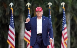 WSJ: Трамп Ҳаррисни ортда қолдирмоқда