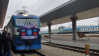 “Turkiya – Eron – Turkmaniston – Oʻzbekiston” yangi temir yoʻl yoʻnalishida yuk tashuvlari boshlandi