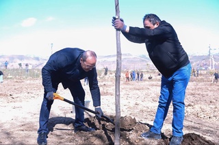 Hasharda Bosh vazir Abdulla Aripov ham ishtirok etdi