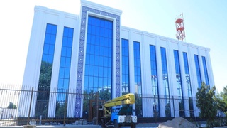 Наманган вилоят ҳокимлигига давлат харидларига оид қоидаларни бузганлиги юзасидан  тақдимнома киритилди