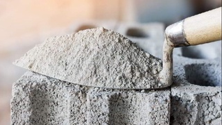 Биржада бензин ва шакар нархи кўтарилди, цемент қарамай тушди