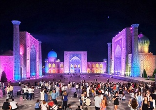 В Узбекистан с целью путешествия въехали почти 950 тысяч иностранных граждан