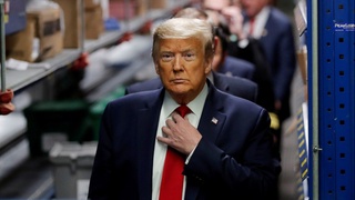 Доналд Трампнинг сирларини фош этадиган китоб чоп этилади