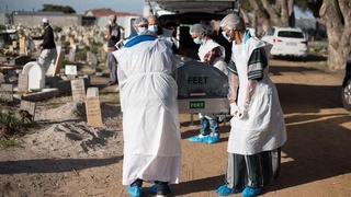 ЖАР Президенти спиртли ичимликлар савдосини тақиқлади ва комендантлик соатини тиклади