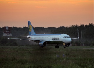 Qozogʻistonda ota-ona qaramogʻisiz qolgan 10 nafar oʻzbekistonlik bola vatanga qaytarildi