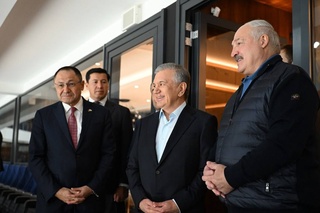 Ўзбекистон ва Беларусь Президентлари «Humo Arena» мажмуасида хоккей ўйинини томоша қилдилар