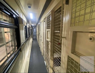 Из Узбекистана в Казахстан отправлены спецвагоны для перевозки заключенных