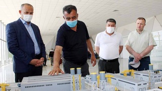Делегация Бухары в Газгане изучила возможности кластера по добыче и переработке природных камней