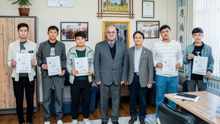 SIUT помогает сельской молодежи получить образование в Республике Корея