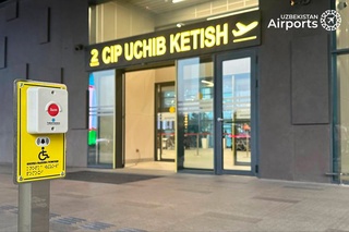 Тошкент аэропортида имконияти чекланган шахслар учун махсус жиҳозлар ўрнатилмоқда