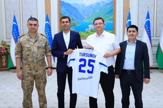 В Навои обсудили вопросы развития футзала