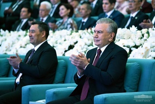 Мемлекет басшылары достық концертіне қатысты