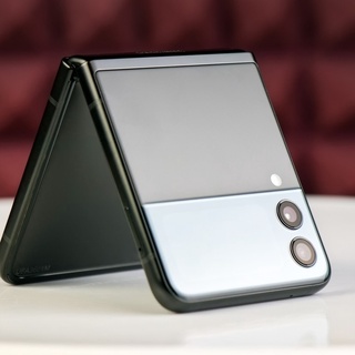 Yig'iladigan eng ommabop smartfon e'lon qilindi