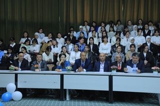 Шаҳрисабз давлат педагогика институтида тил байрами муносабати билан халқаро конференция бўлиб ўтди