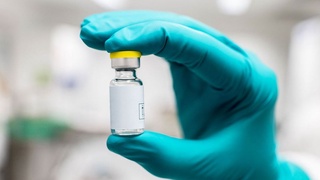 В ВОЗ предупреждают: купленные «с рук» вакцины опасны для здоровья