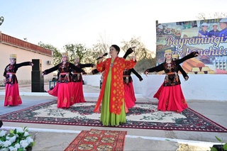 «Праздничный букет» - навоийцам