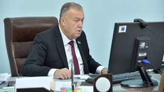 Сенат ҳузуридаги Ёшлар парламенти аъзоларининг фаолияти таҳлил қилинди