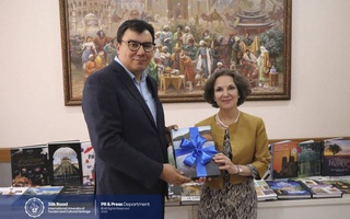 The French Ambassador presented valuable books to the Silk Road International University