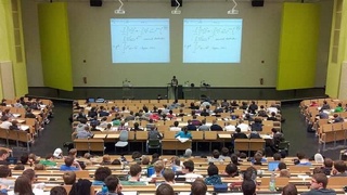 Девони Вазирони Русия содагардонии тартиби будубоши донишҷӯёни хориҷиро дар кишвар тасдиқ кард