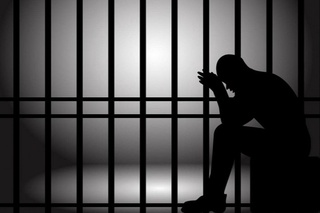 Шахсни шарманда қиладиган уйдирмалар тарқатиш билан қўрқитиб пул талаб қилиш товламачилик деб баҳоланади