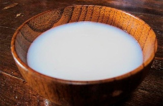 Деҳқон боболаримиз иликзуди пайтида қанда ичимликдан қувват олишган?