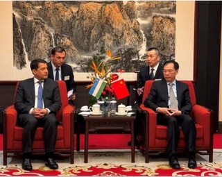 Дар Пекин дурнамои ҳамкории Ӯзбекистон ва Чин дар соҳаи муҳоҷират баррасӣ шуд