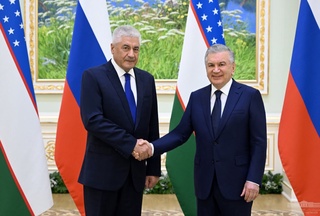Президенти Ӯзбекистон ҳайати ВКД-и  Русияро қабул кард