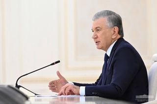 Measures to develop the textile industry discussed