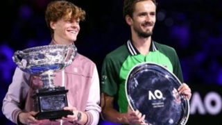Янник Синнер обыграл Даниила Медведева в финале в Мельбурне