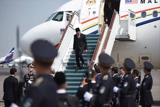 Премьер-министр Малайзии прибыл в Узбекистан