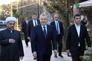 The President takes part in Iftar