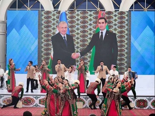 В Ашхабаде отпраздновали 30-летие дипотношений Узбекистана и Туркменистана