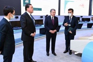 Shavkat Mirziyoyev visits the Digital Government Office